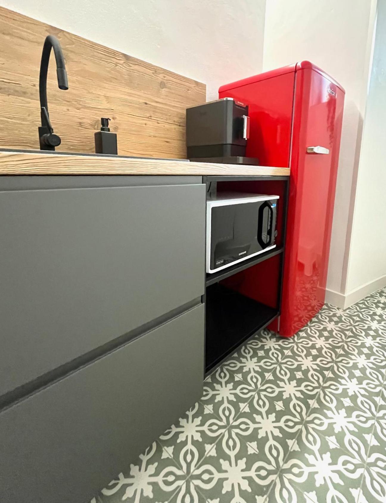 Palac Daun - Studio Apartments ズノイモ エクステリア 写真